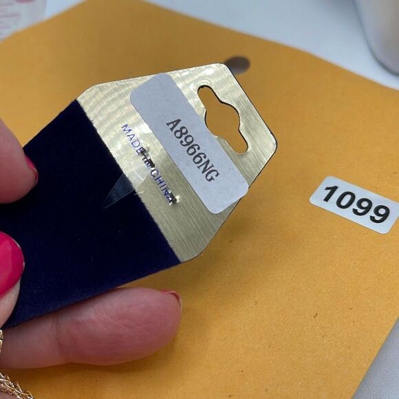 NWT MX Signature Gold Plated choker with CZ pendants - Picture 8 of 8